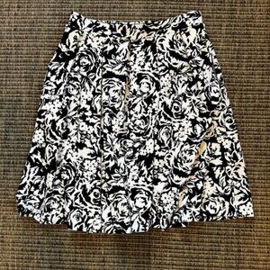 Black and White A-Line Skirt Knee-Length Casual